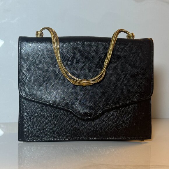 Vintage Black Clutch Gold Chain Detailing - Picture 1 of 16